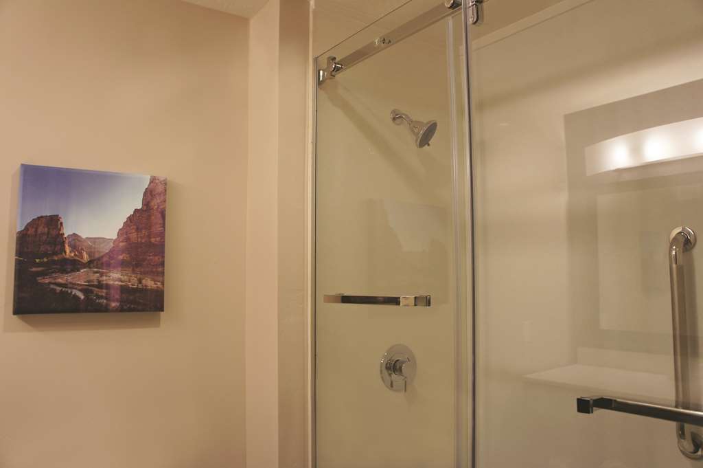 La Quinta By Wyndham La Verkin - Gateway To Zion Room photo